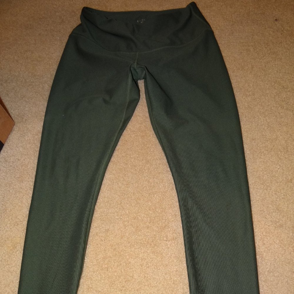 Tesla Olive Green Leggings Size M